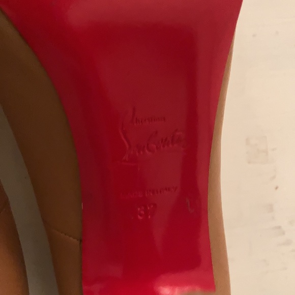 LAST CHANCE!Christian Louboutin Sz 37 Nude Pumps - Picture 5 of 11